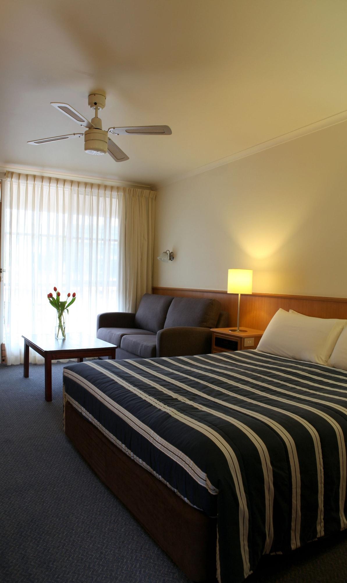 Summerhill Motor Inn (Adults Only) Merimbula Kültér fotó