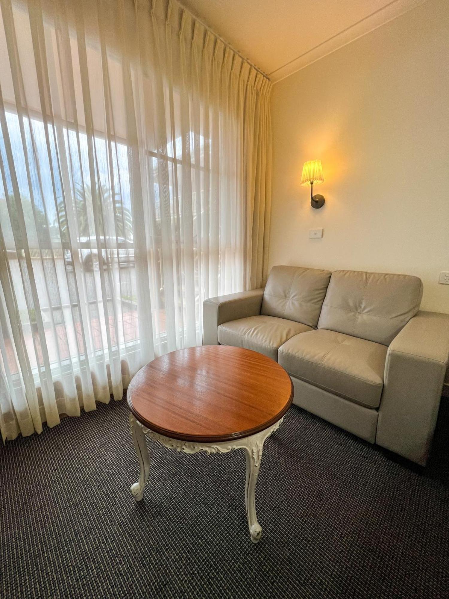 Summerhill Motor Inn (Adults Only) Merimbula Kültér fotó
