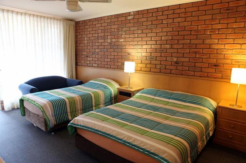 Summerhill Motor Inn (Adults Only) Merimbula Kültér fotó