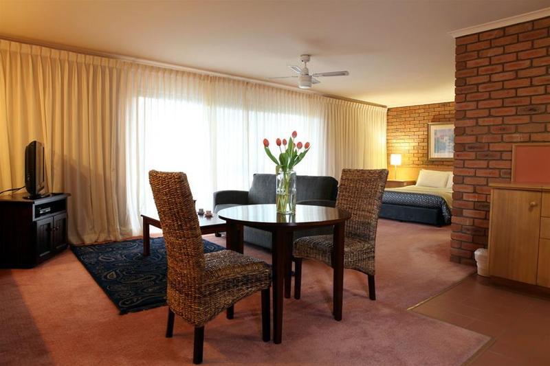 Summerhill Motor Inn (Adults Only) Merimbula Kültér fotó