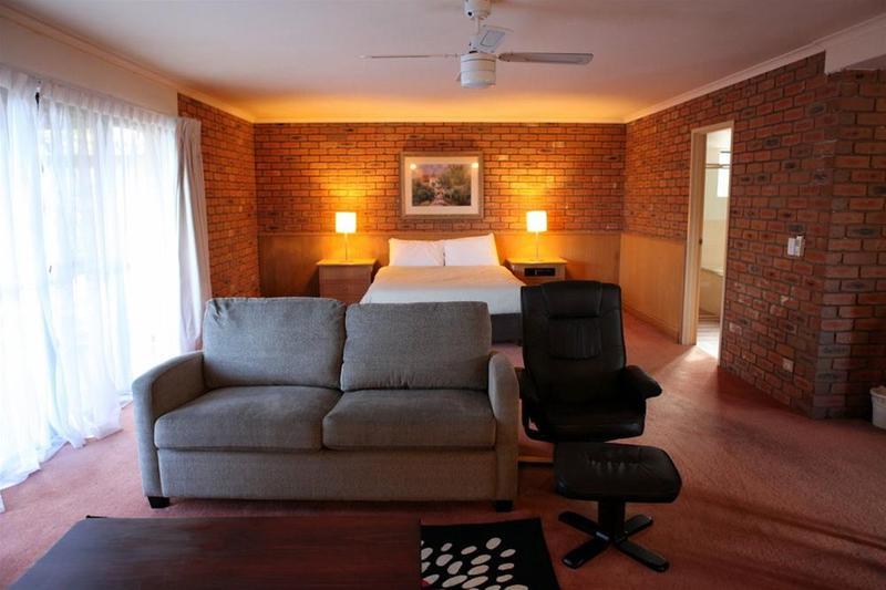 Summerhill Motor Inn (Adults Only) Merimbula Kültér fotó