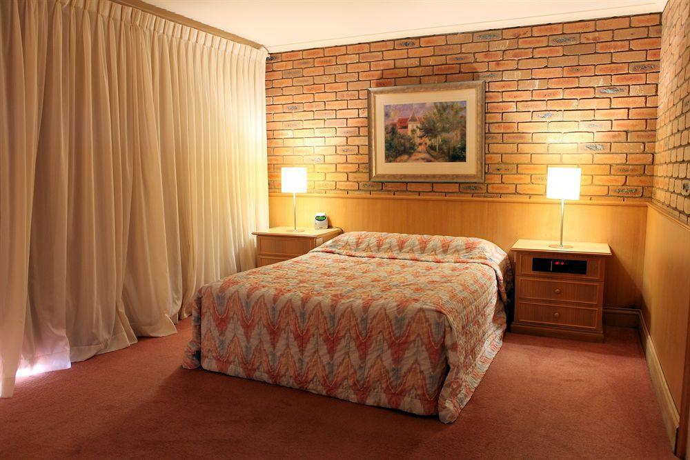 Summerhill Motor Inn (Adults Only) Merimbula Kültér fotó